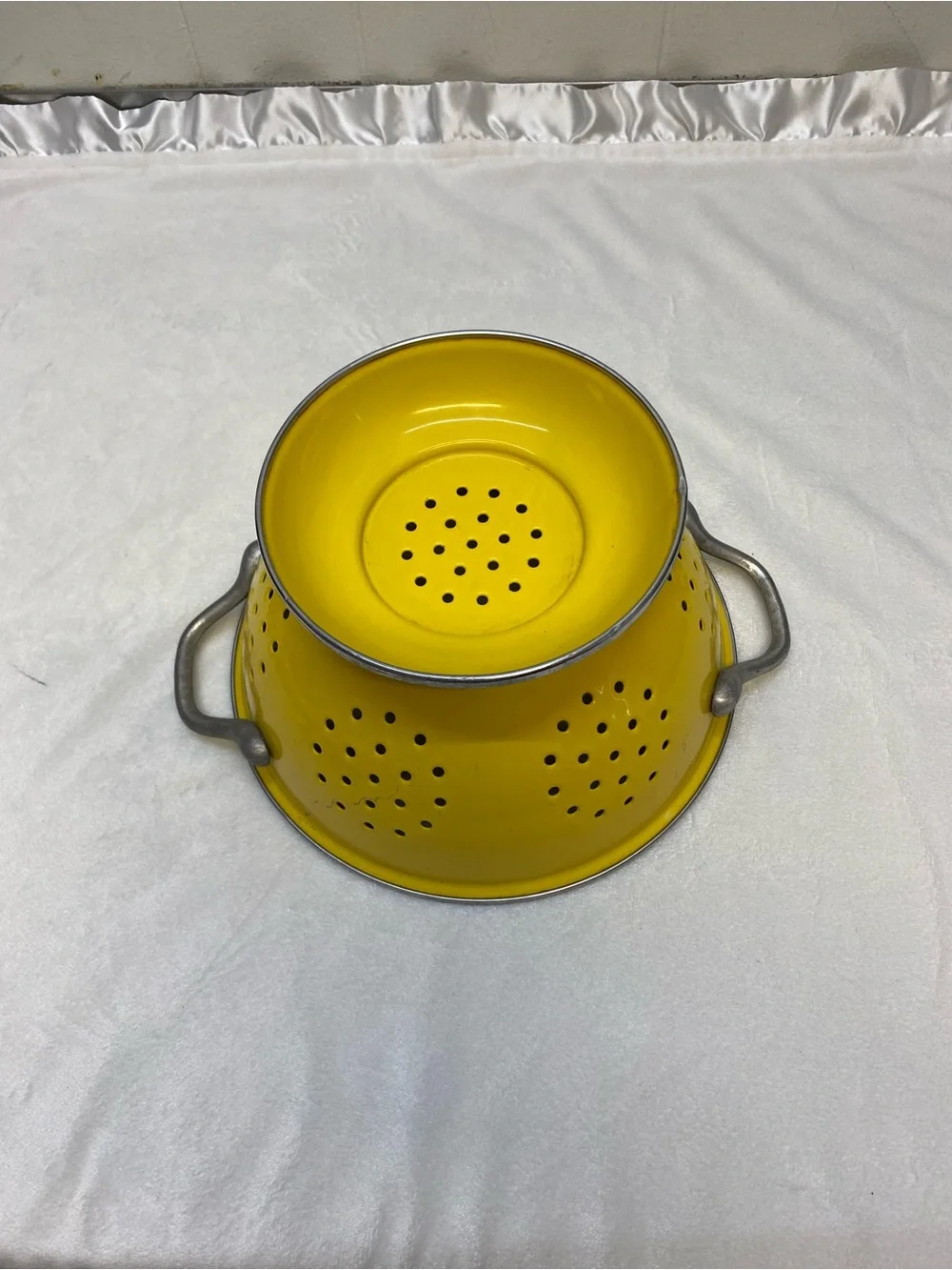 Multi purpose 1 quart colander strainer